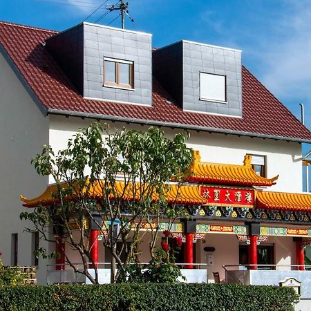 Gaststaette Lin Garden Untergruppenbach Exterior foto